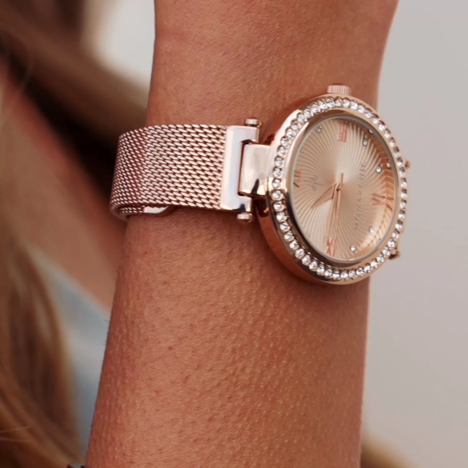 Monarchic® Watch - Cristal - Sunray rose gold mesh watch with crystals on rose gold bezel side view