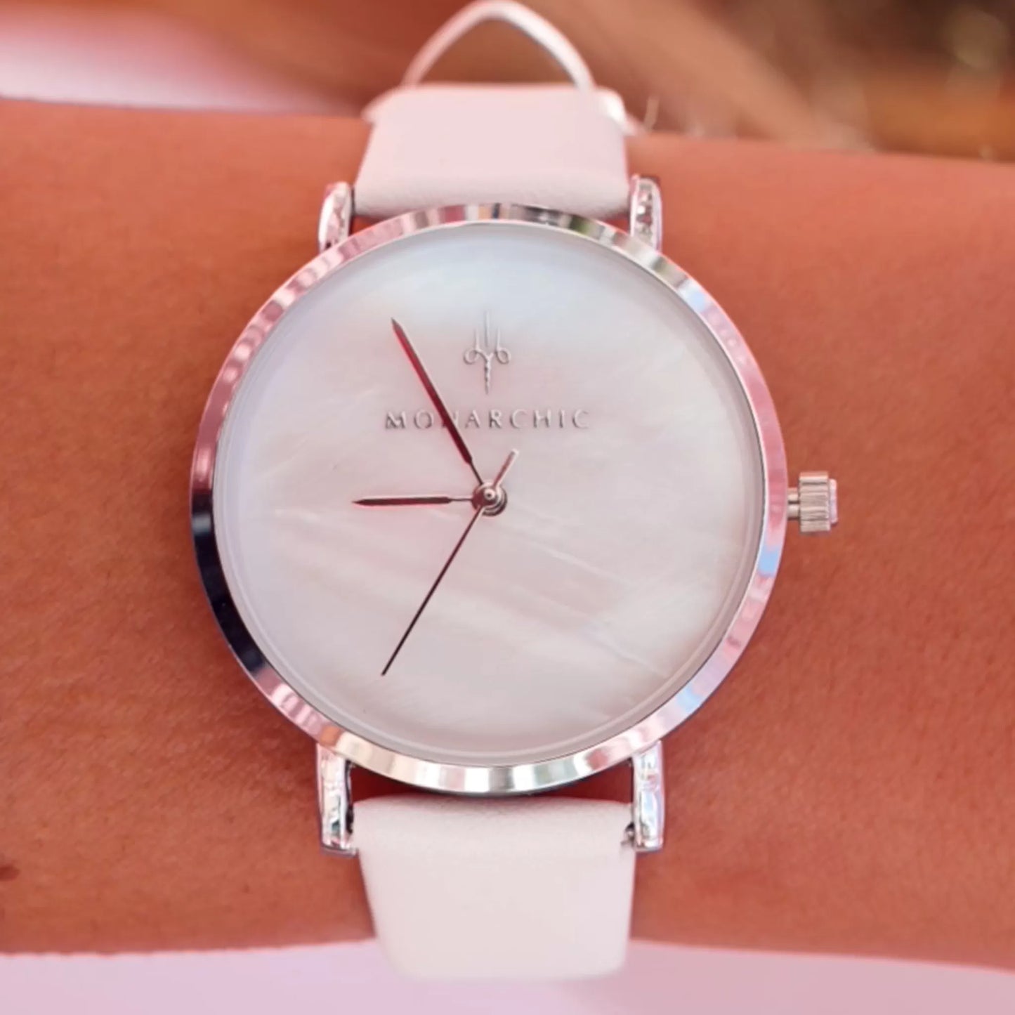 Monarchic® Watch - Hillary B - White eco vegan leather straps and silver watch with pearl dial close up